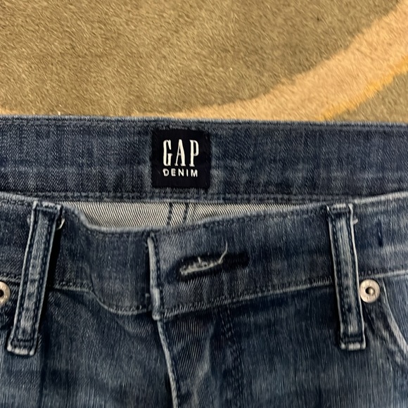 GAP true light mid rise skinny jeans 👖 - Picture 3 of 10